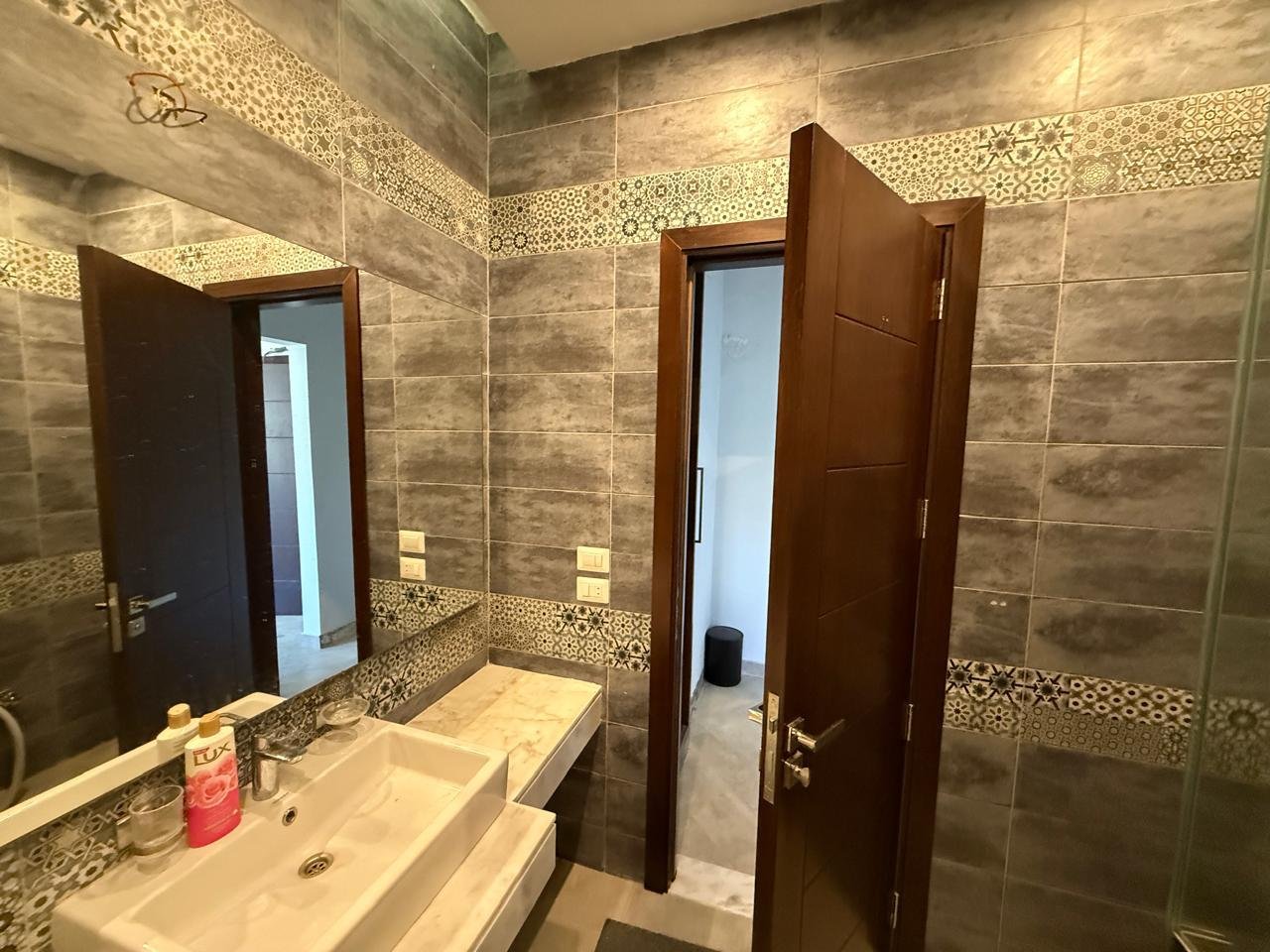 WhatsApp Image 2025-12-15 at 6.44.32 PM (5)