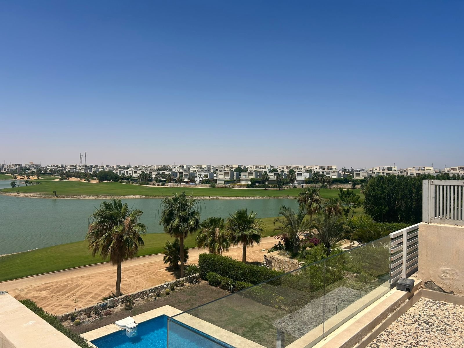 أفضل كمبوندات الساحل الشمالي