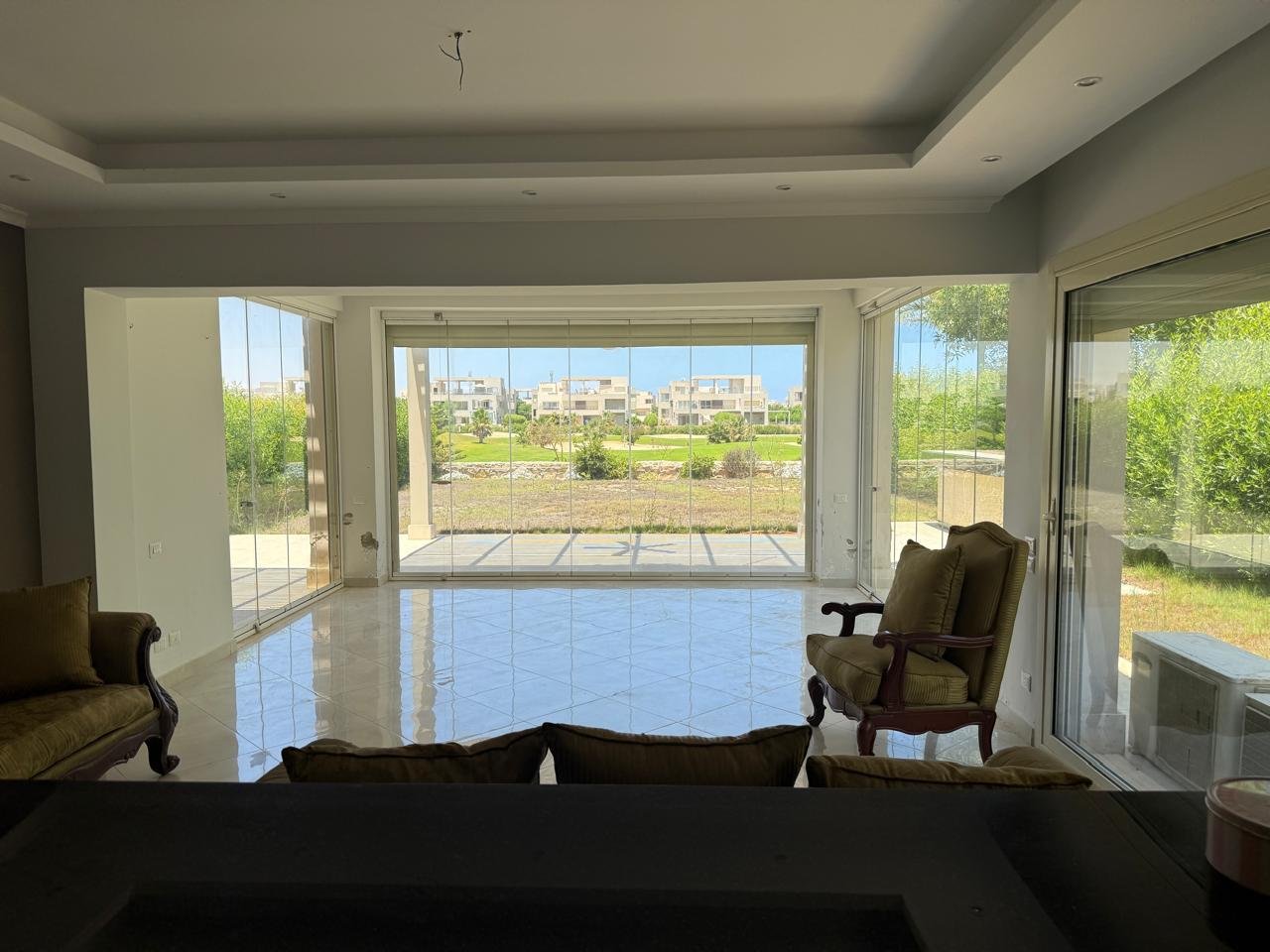 WhatsApp Image 2025-12-15 at 6.44.33 PM (6) Senior Ground Floor Chalet for Sale in Hacienda Bay, North Coast | 250 sqm